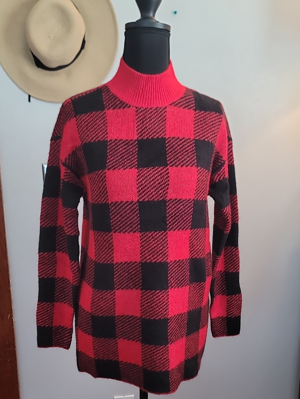 Women's LOFT Red and Black Buffalo Plaid Turtleneck Sweater Size Small Petite